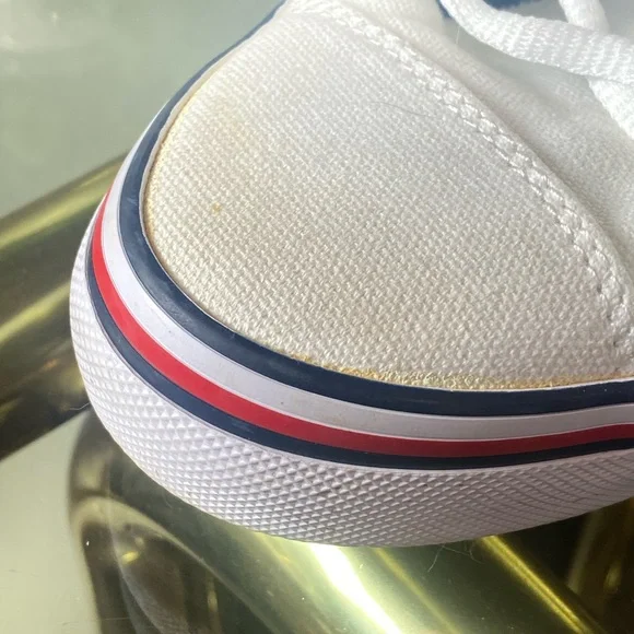 Tommy Hilfiger White Canvas Freudian Sneakers - Picture 9 of 12